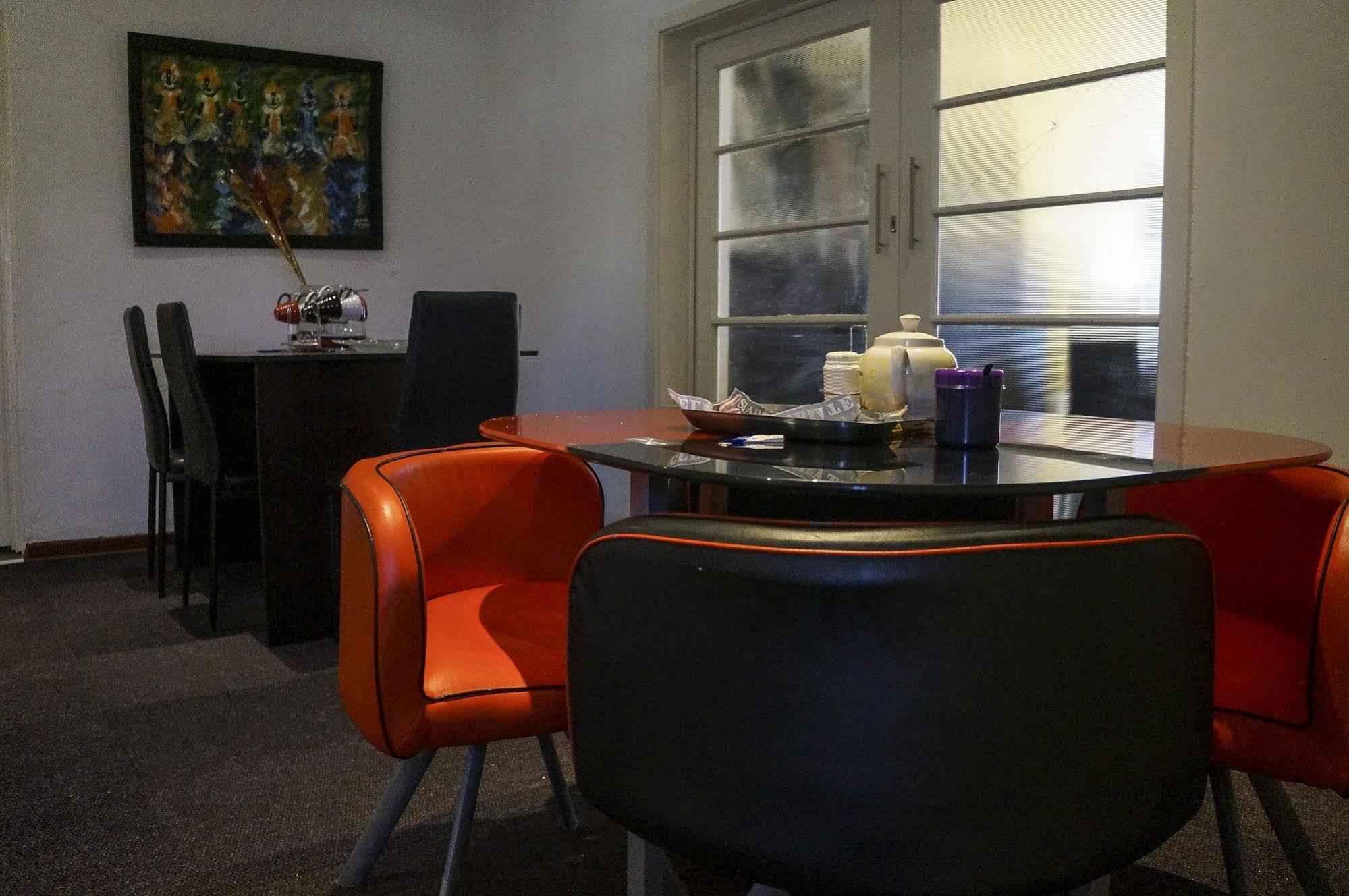 Acn International Regency Lodge Kempton Park Exteriér fotografie
