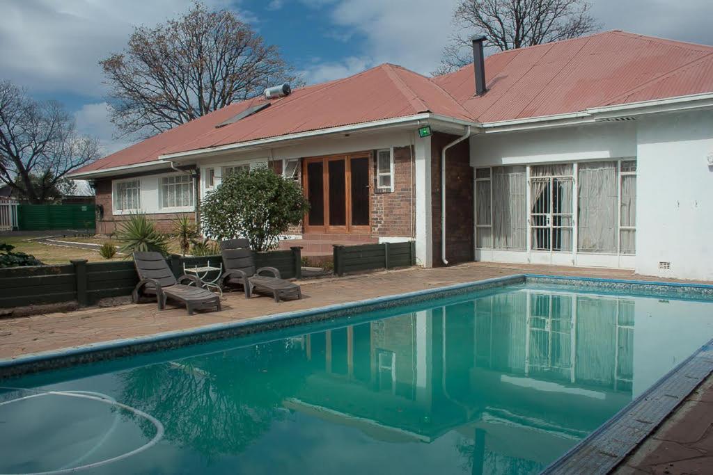 Acn International Regency Lodge Kempton Park Exteriér fotografie